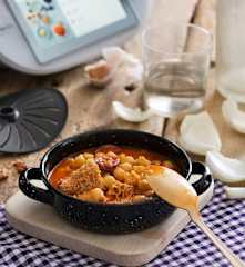 Garbanzos con callos en cocción lenta