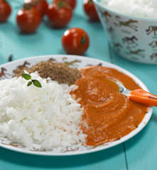 Hovězí maso s rajčatovou omáčkou