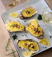 香檳沙巴翁烤生蠔