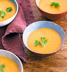 Soupe à la courge et au lait de coco