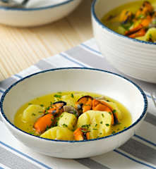 Guiso de patatas con mejillones