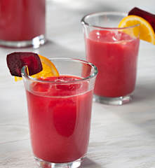 Zumo de naranja y remolacha