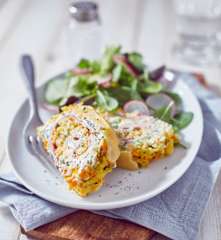 Kartoffelpuffer-Roulade auf dem Blech