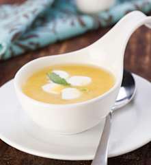 Linsen-Orangen-Suppe