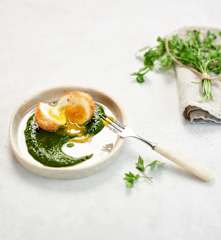 Œuf de ferme coulant et chlorophylle de blette (Nicolas Masse)