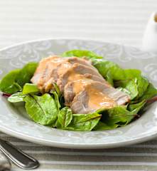 Lombinhos de porco com molho de tomate