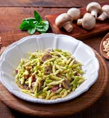 Trofie pesto e champignon