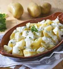 Potatoes with Yoghurt Sauce
