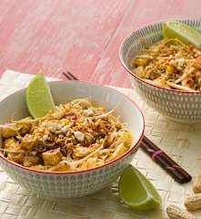 Pad thai de pollo - Tailandia