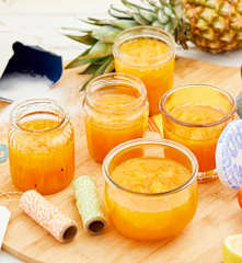 Confiture ananas-mangue