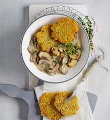 Erdäpfelrösti mit Schwammerlsauce