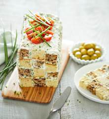 Cake damier aux olives et jambon blanc