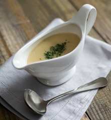 Simple gluten free herb gravy
