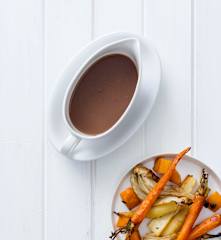 Rosemary and eschalot gravy