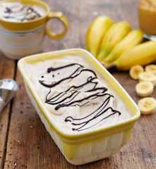 Bananen-Nuss-Eis mit Datteln