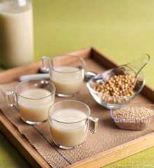 Bevanda di soia e sesamo