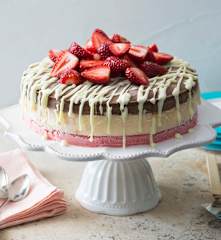 Tort de înghețată Neapolitan