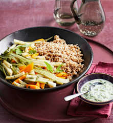 Dinkel mit Gemüse aus dem Varoma