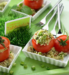 Tomaten mit Tabbouleh