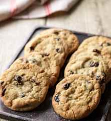 Cookies Ceri dan Kelapa