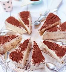 Schoko-Erdnuss-Parfait