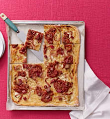 Kartoffel-Rhabarber-Blechkuchen