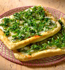 Pizza blanche à la roquette