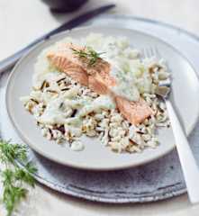 Fenchel-Lachs mit Wildreis und Dillsauce