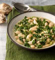 Garlic and White Bean Stew