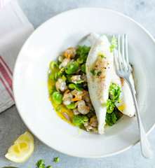 Aiguillettes de saint-pierre, sauce aux coques