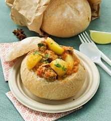 Bunny Chow (Brot mit Lammcurryfüllung)