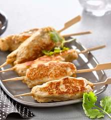 Petites brochettes de poulet asiatiques