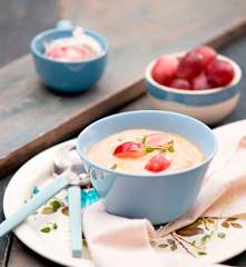 Zupa krem z pieczonej pietruszki z migdałami