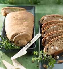 Stangenbrot mit Schafskäse