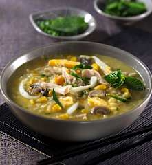 Soupe de riz asiatique, façon porridge