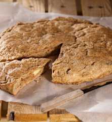 Focaccia al farro farcita