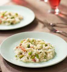 Arroz con beicon, habas y judías verdes
