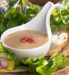 Knoblauch-Chili-Vinaigrette