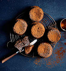 Petits gâteaux de chocolate e amêndoa