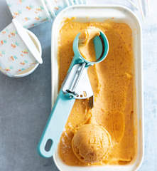Glace à l'abricot