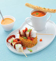 Brochettes de cabillaud et chorizo, quinoa aux légumes et velouté poivron feta (Plaisir)