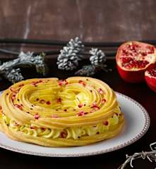 Paris-Brest salato con crema al Parmigiano reggiano e melagrana