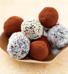 Truffes au cacao et fruits secs sans sucre ajouté