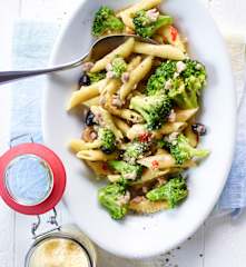 Penne mit Brokkoli und Salsiccia