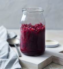 Fermented beetroot and apple salsa