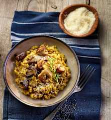 Risotto mit getrockneten Steinpilzen