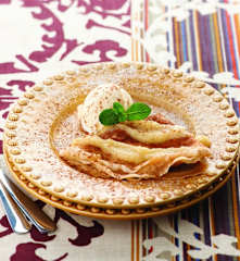 Crepes de canela com maçã
