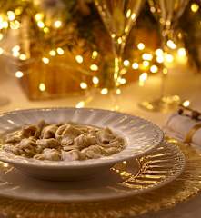 Tortellini ai grani antichi in brodo