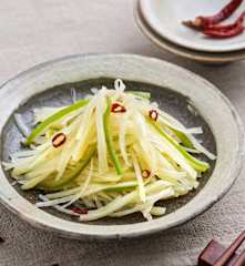 酸辣土豆丝