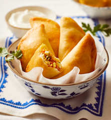 Piroschki mit Möhren-Füllung
